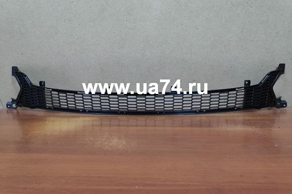 Решетка бампера переднего Kia Ceed 12-15 (Китай)